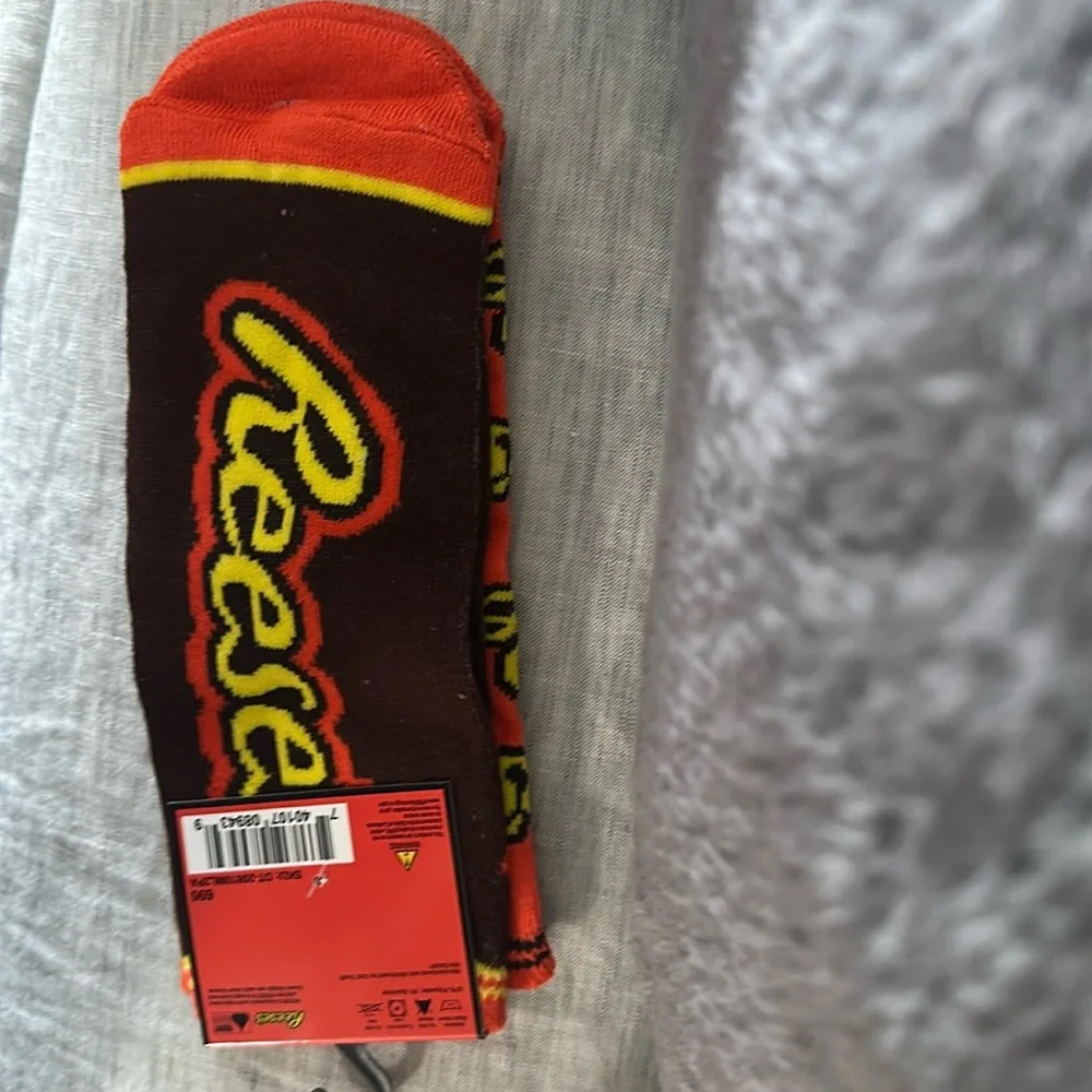 2 PACK ANKLE SOCKS Reese’s
